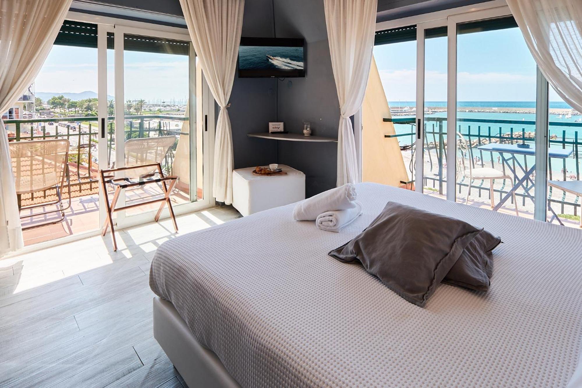 Hotel Zia Piera Chiavari Ngoại thất bức ảnh