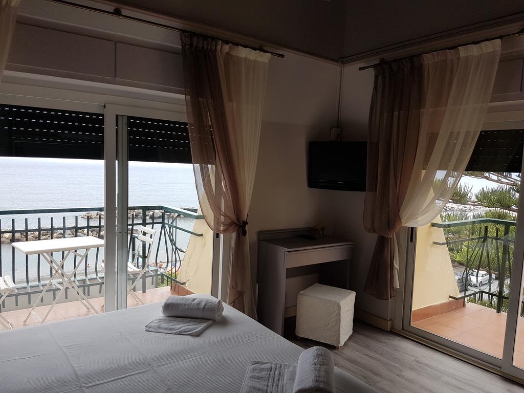 Hotel Zia Piera Chiavari Ngoại thất bức ảnh