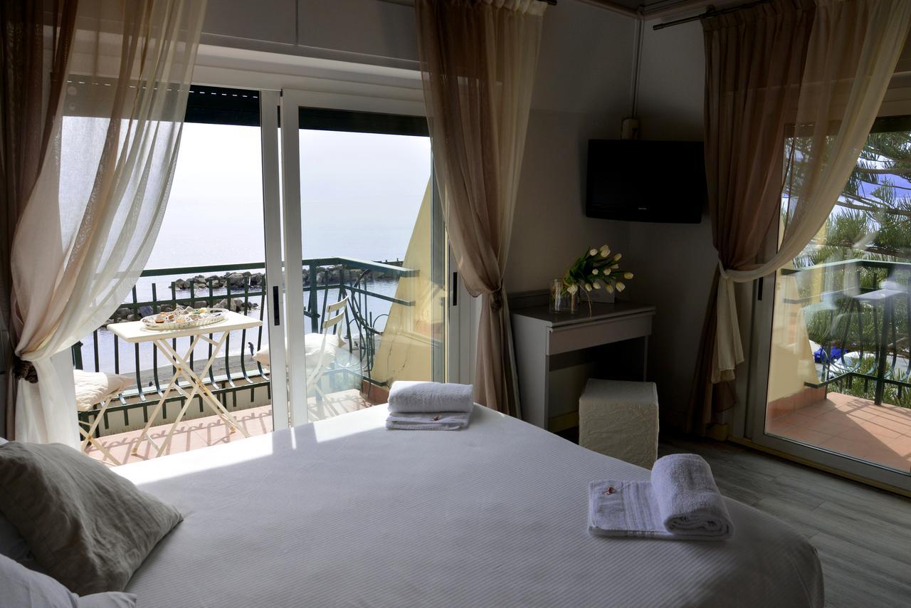 Hotel Zia Piera Chiavari Ngoại thất bức ảnh