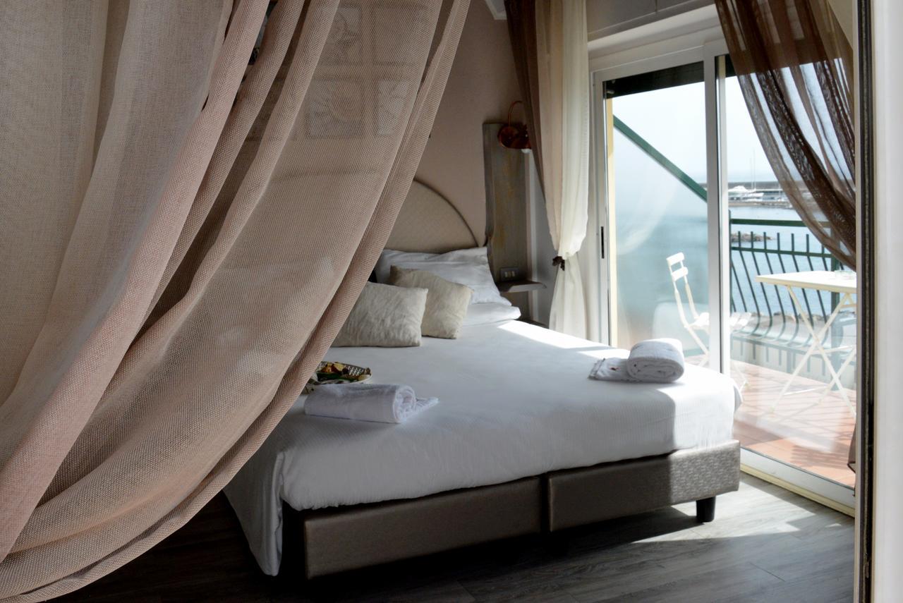 Hotel Zia Piera Chiavari Ngoại thất bức ảnh